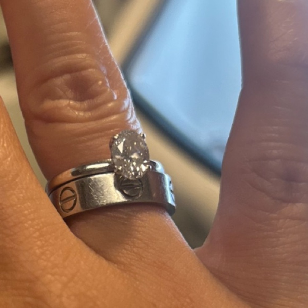 14K IGI certified White Gold Diamond Ring lab grown .70 carats main stone - Picture 4 of 7